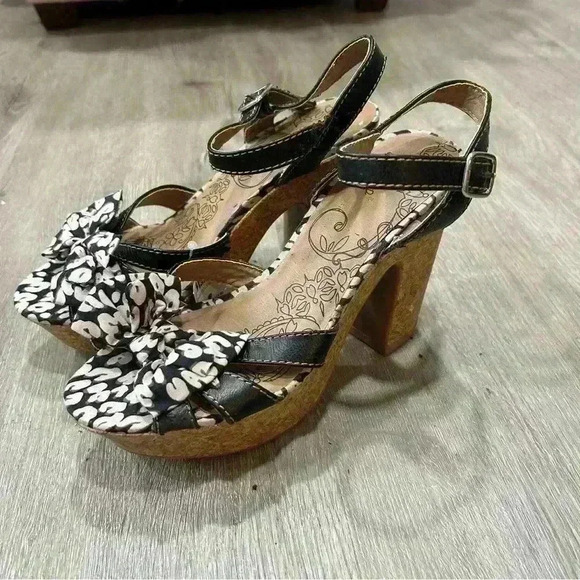NWT Jellypop Platform Chunky Heels - Picture 1 of 8